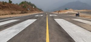 इलामको सुकिलुम्बा विमानस्थल २ महिना देखि बन्द, कागजको प्लेन उडाएर बिरोध
